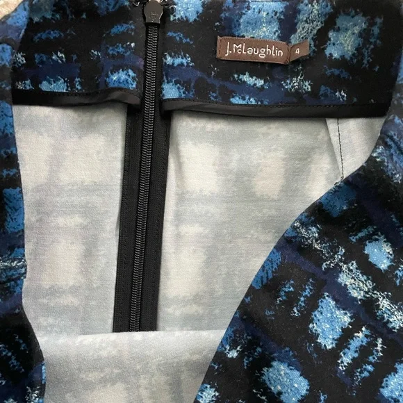 J. McLaughlin Stretch Pencil Skirt - Picture 7 of 7